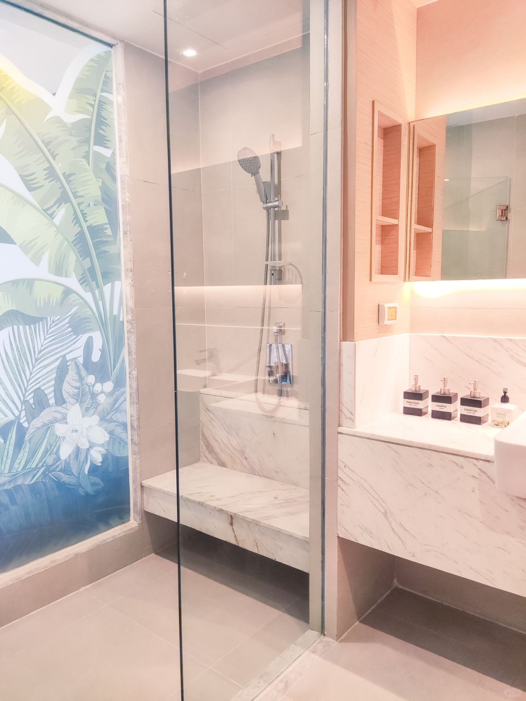 Krabi-Panan Krabi Hotel, a popular luxury hotel in Krabi, has many secret spaces suitable for couples to date.