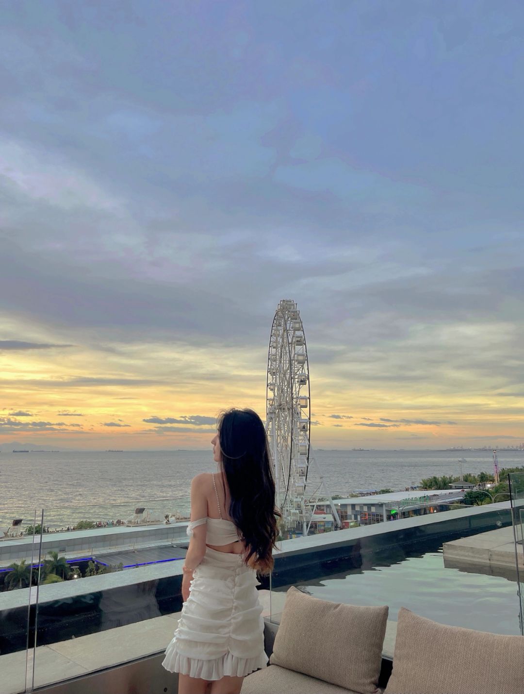 Manila/Luzon-Conrad Pasay Metro Hotel Manila, enjoy the city night view and the slowly rotating Ferris wheel