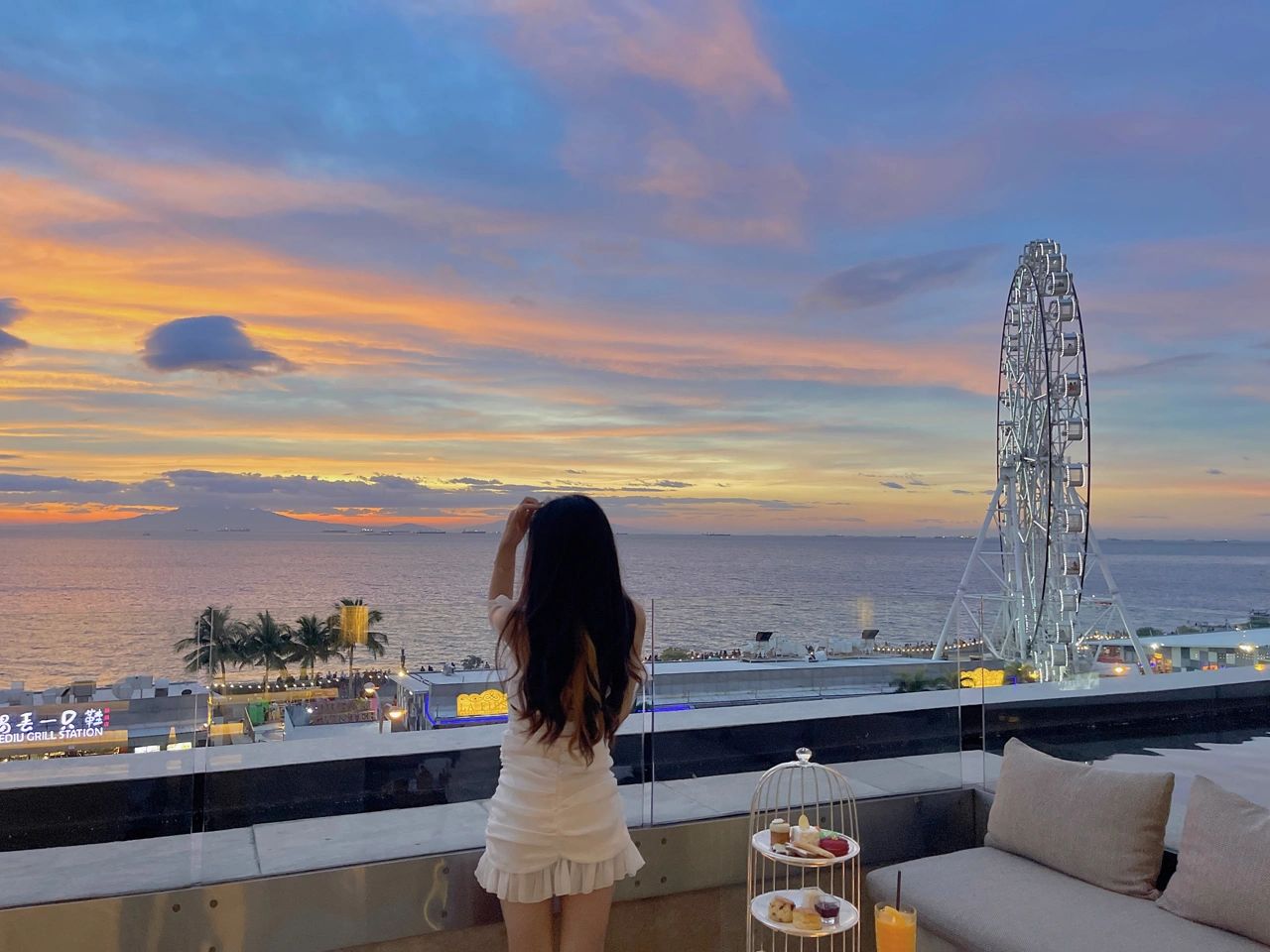 Manila/Luzon-Conrad Pasay Metro Hotel Manila, enjoy the city night view and the slowly rotating Ferris wheel