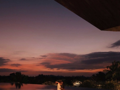 AYANA on the cliffs of Jimbaran Bay in Bali? has the most beautiful sunset coastline