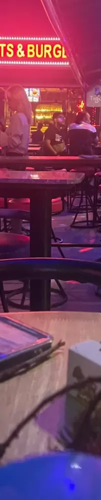 I didn’t expect that Krabi also has a red light district. You can choose girls with big breasts and big butts.