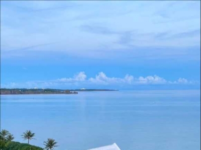 Watch the sea in Okinawa | Come to Monterey Spa Hotel and do spa while watching the sunset