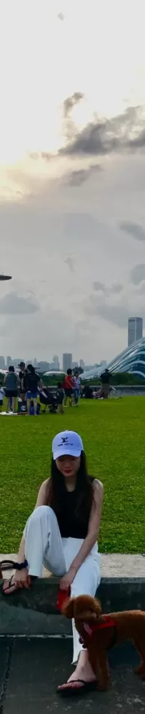 The best walking route to see the Sands Ferris Wheel, Bay East Garden—Marina Barrage