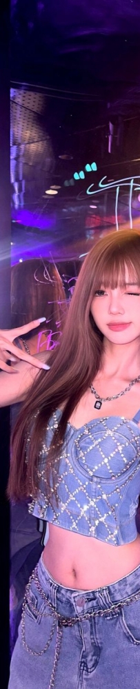 Singapore Marquee Nightclub, 18-year-old girl goes to a bar for the first time