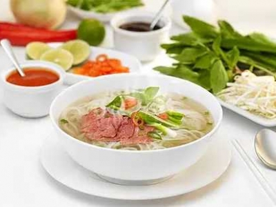 Lu Wang's roasted fish sashimi, stewed duck with human face fruit, rice noodle soup, West Lake shrimp cake, Kuigu fish soup, glutinous rice cake with meat, flat rice cake, betel nut flower sweet soup