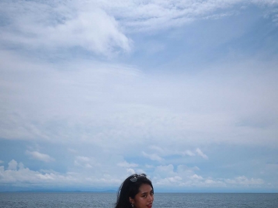 The last day of the beautiful Boracay trip, the first time to wear a bikini on the boat
