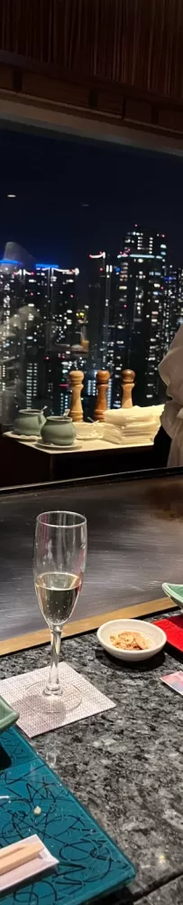 The teppanyaki restaurant on the 32nd floor of GINZA CRESTON has a really romantic night view of Tokyo