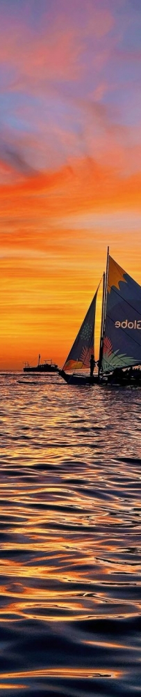 Boracay S1 Beach, this kind of sunset by the sea, I am willing to watch it ten thousand times