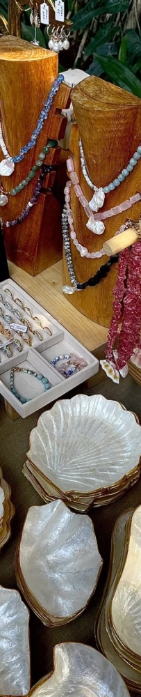 La Brisa, Bali Sunday Market?️, buy handmade soaps, clothes, bikinis and candles