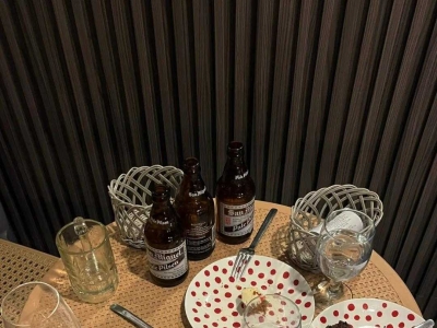 Cafe Orosa in Clark, Philippines, a place for night clubbing and refreshing drinks