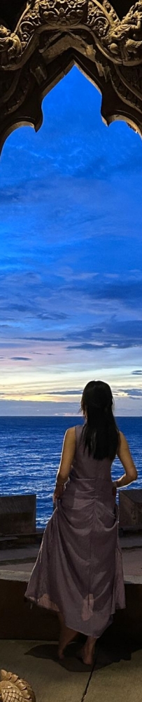 Pattaya Temple of Truth, admire the all-wooden palace, and feel the sense of faith