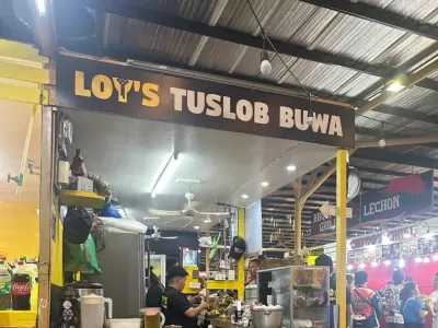 Cebu City Walking Tour,??‍♀️ Calderon Street Night Market Shopping