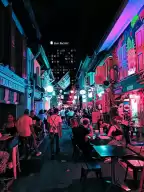 Singapore's most beautiful nightlife, bar street is waiting for you to have fun!