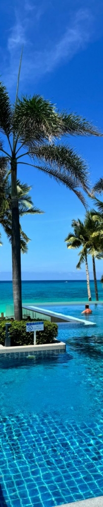 Henann Crystal Sands Resort in Boracay, Philippines, has a great location and sea views