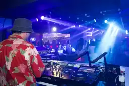 TOP Tree, A Nightclub on the top floor of Don Quijote on Kokusai Street, with many beautiful boys and girls
