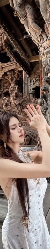 Pattaya Temple of Truth?, full of artistic atmosphere, it feels like time has slowed down