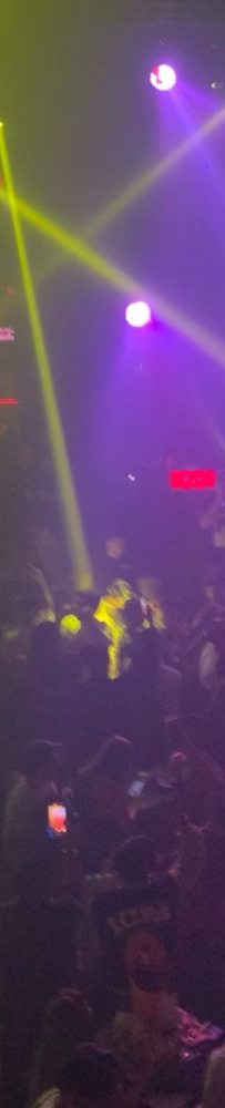 Cebu ICON BAR CLUB, the atmosphere is very good, there are many young Korean boys and girls
