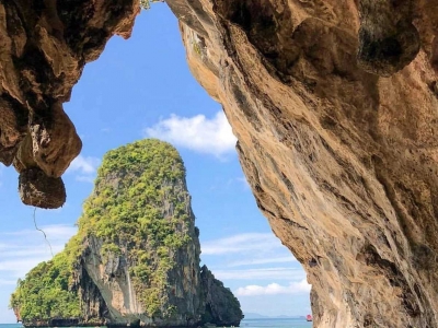 The Grotto Cave Restaurant by the Krabi Jelly Sea?, waiting for a beautiful sunset