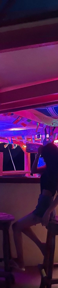 Sabang bikini bar?, a mini bar located in the middle of the sea
